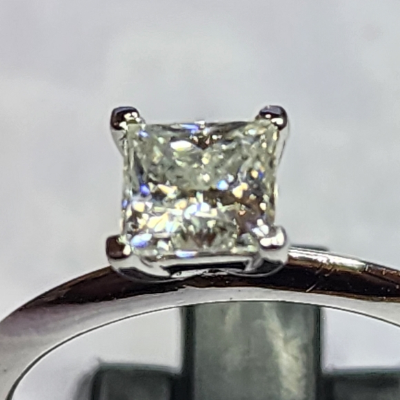 Moissanite Princess Cut 1 Carat Engagement Ring - Picture 2 of 5